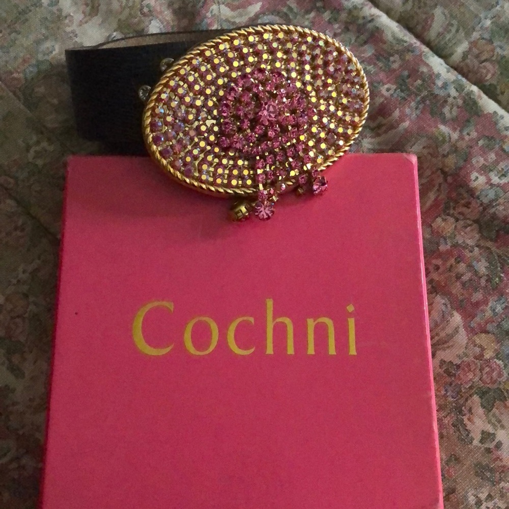 NWOT COCHNI CRYSTAL BELT